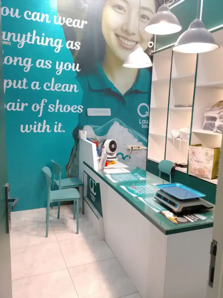 Staff Laundry Khusus Sepatu