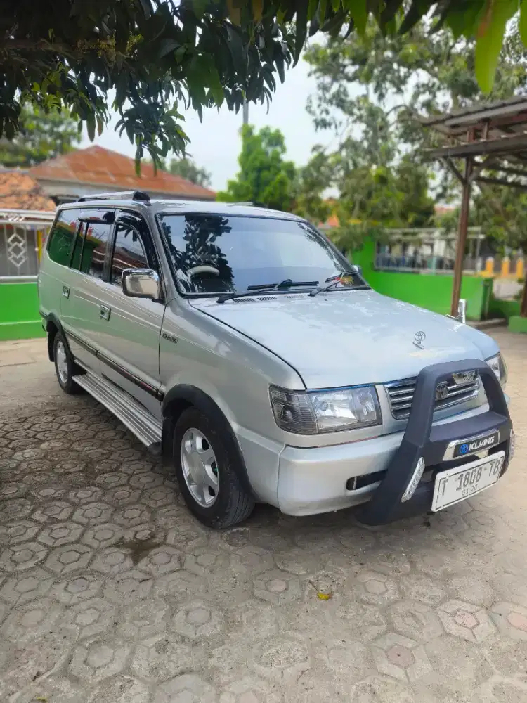 toyota kijang lgx