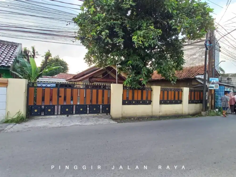 Rumah besar dan Tanah 542 m2 Jual Murah Pinggir Jalan Utama