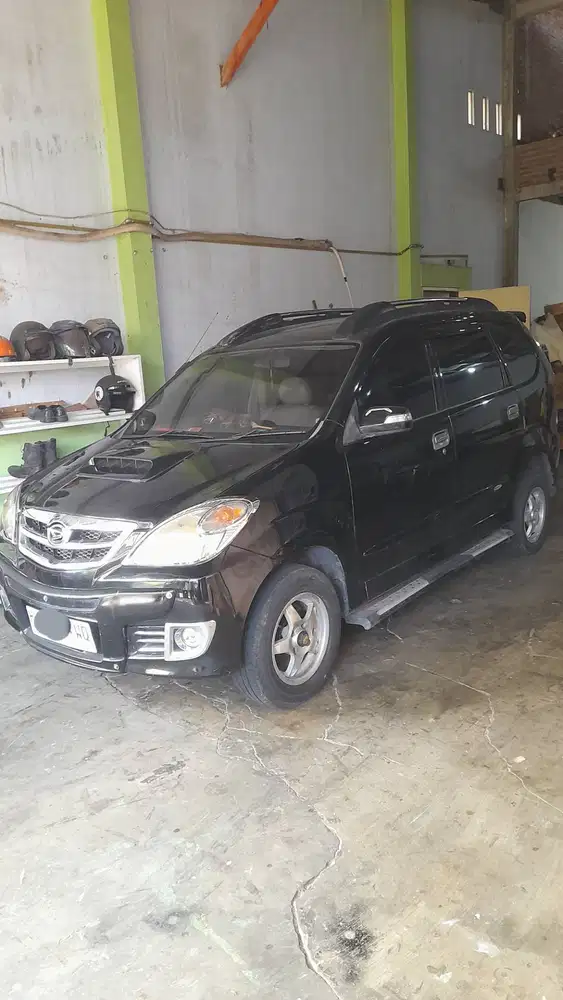 Daihatsu Xenia Xi manual 2010