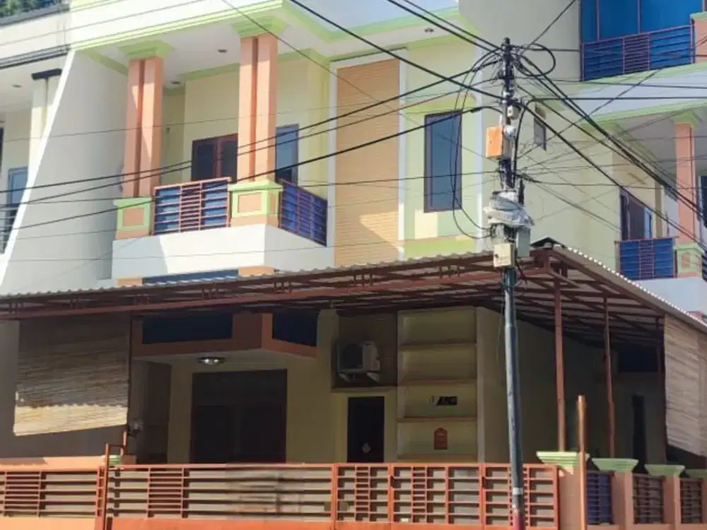 Rumah Hoek Muara Karang Pluit hadap Utara