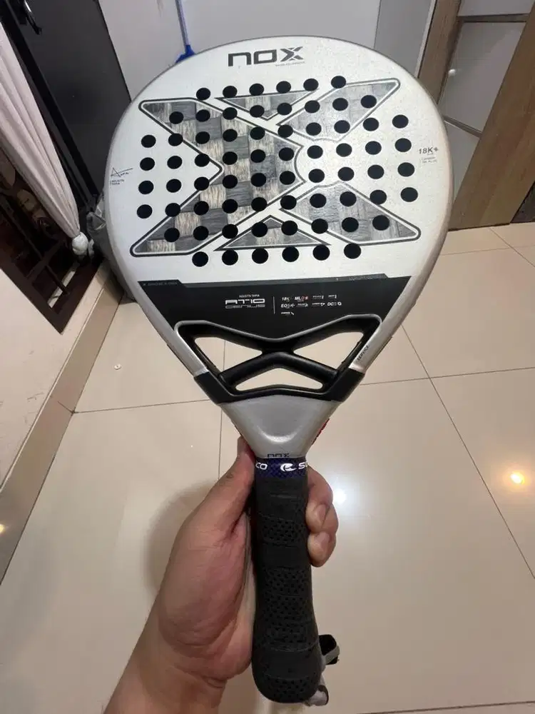 Raket Padel Nox AT 10 Genius 18K seri 2024