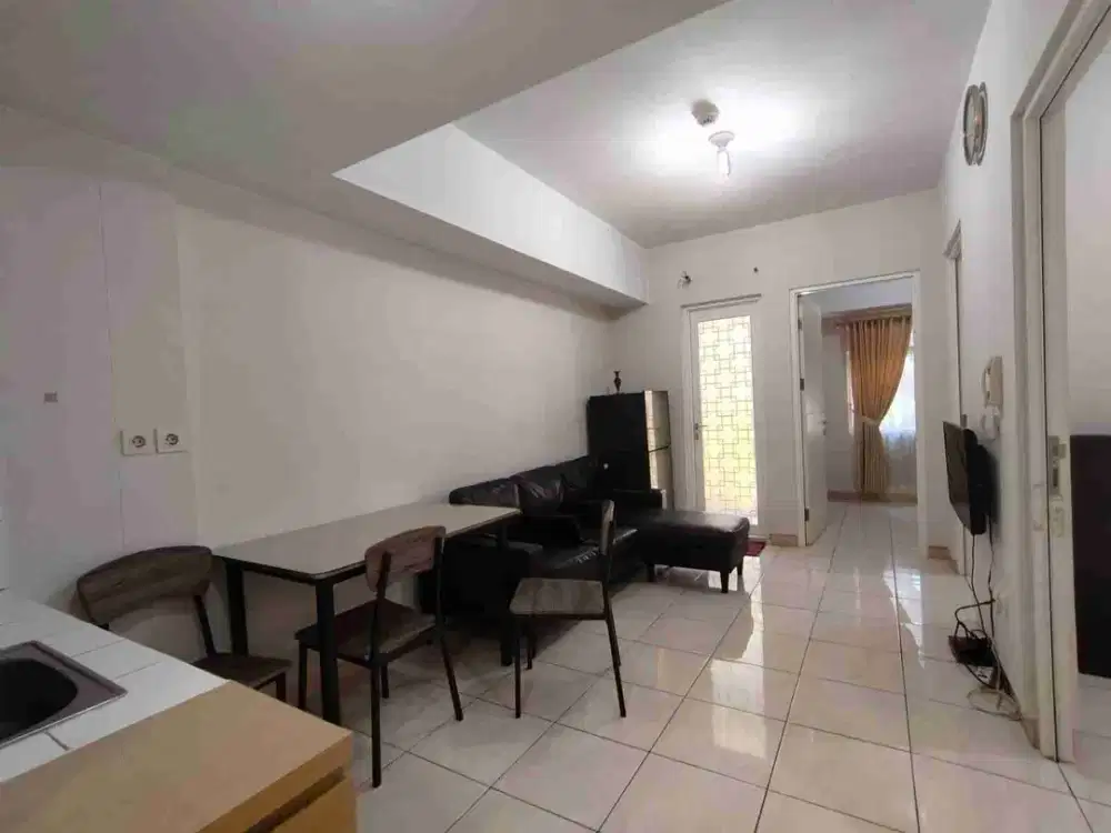 Apartemen The Springlake 3 Bed Room