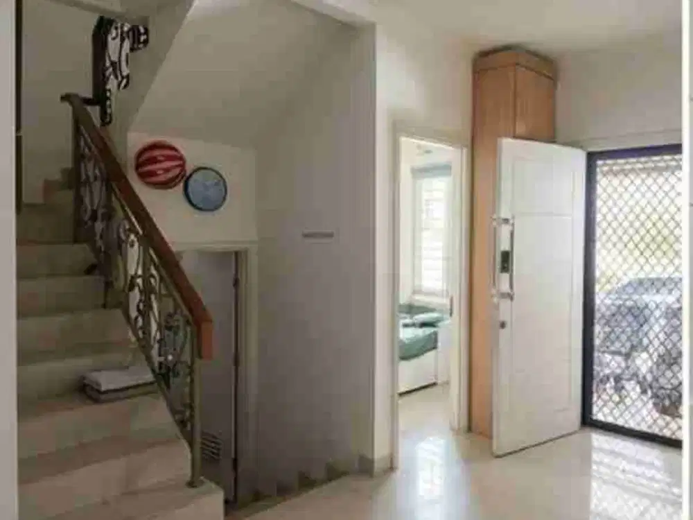 Rumah Cluster  Paramount  Lokasi Strategis  Harga Super Worth it