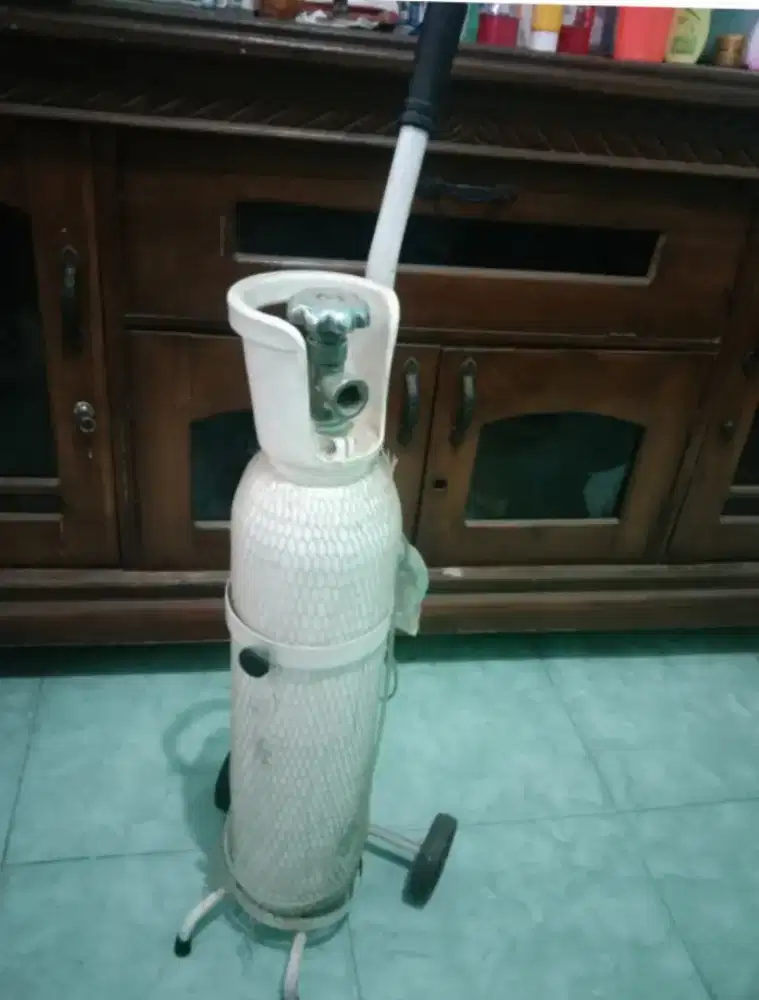 Tabung oksigen+regulator nya