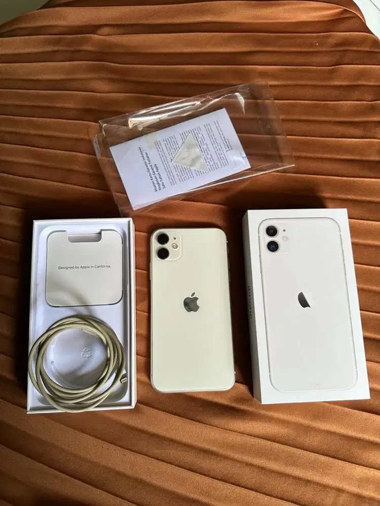 Iphone 11 64gb ex ibox putih mulus