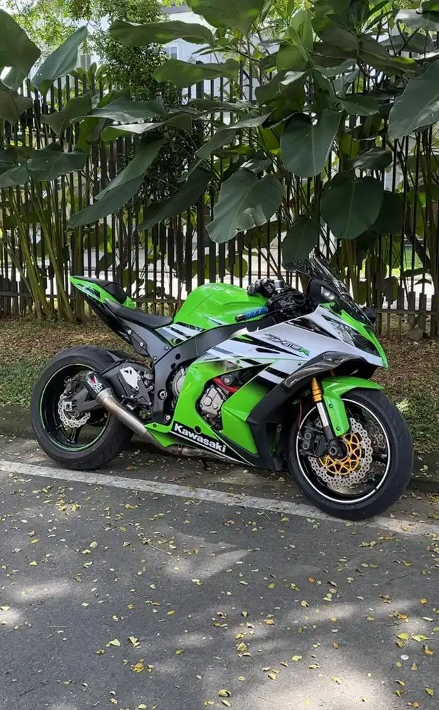 Kawasaki zx10r anniversarry 30th livery