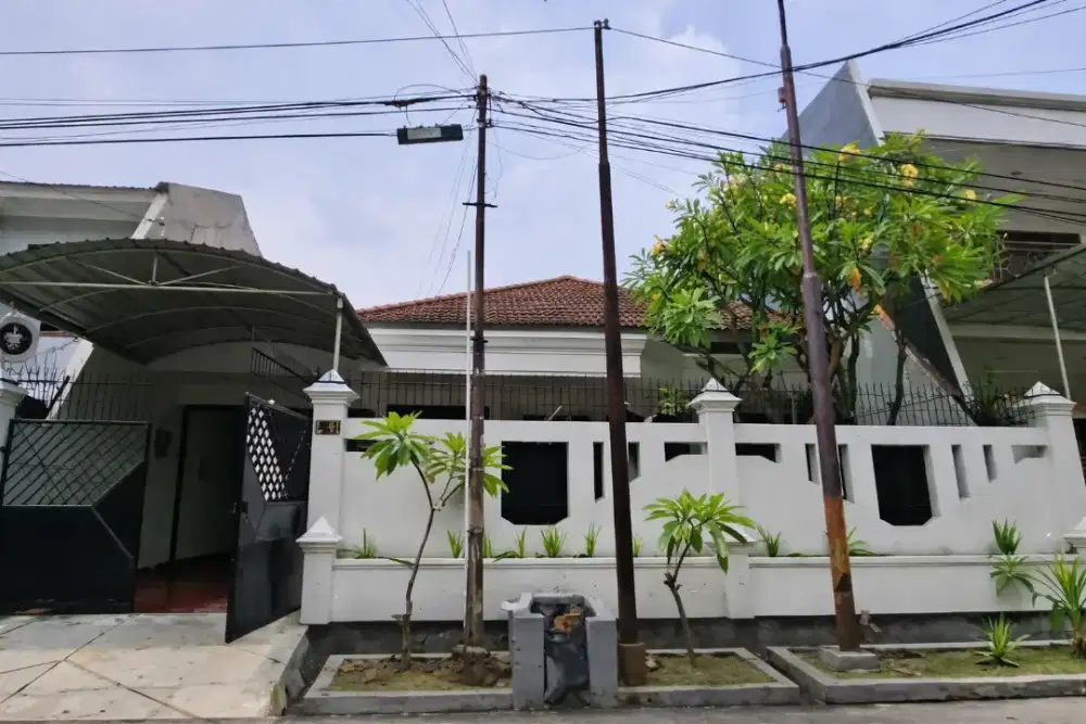 Dijual Rumah Dharma Husada dekat Galaxi Mall