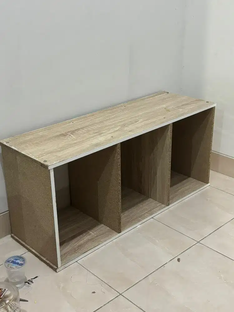 rak 3 tingkat warna cokelat