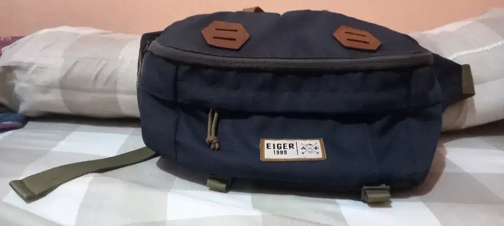 Tas eiger 1996 selempang