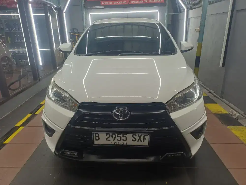 Dijual yaris trd s automatic  2015 km 60 ribuan