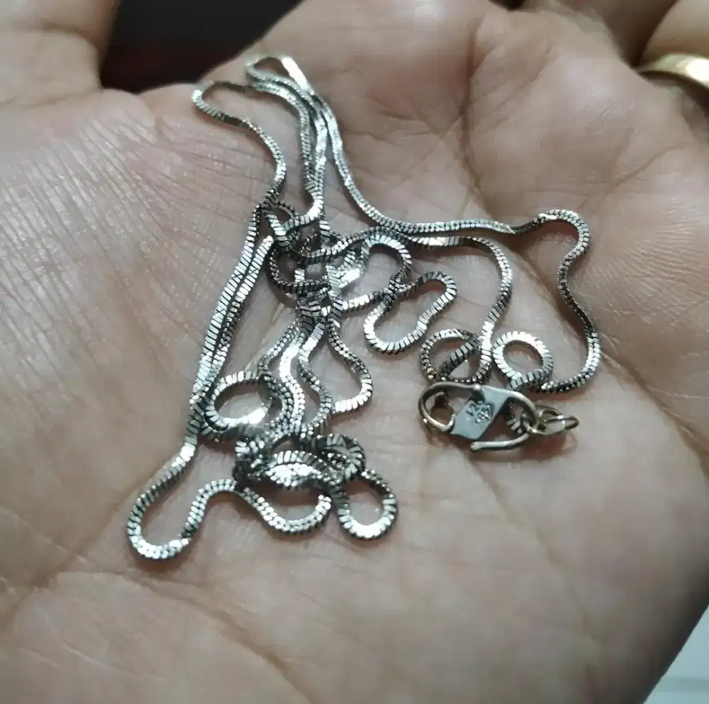 menerima emas dengan harga tinggi