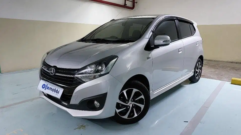 TDP 6,JT, Daihatsu Ayla 1.2 R Bensin-AT Silver 2019