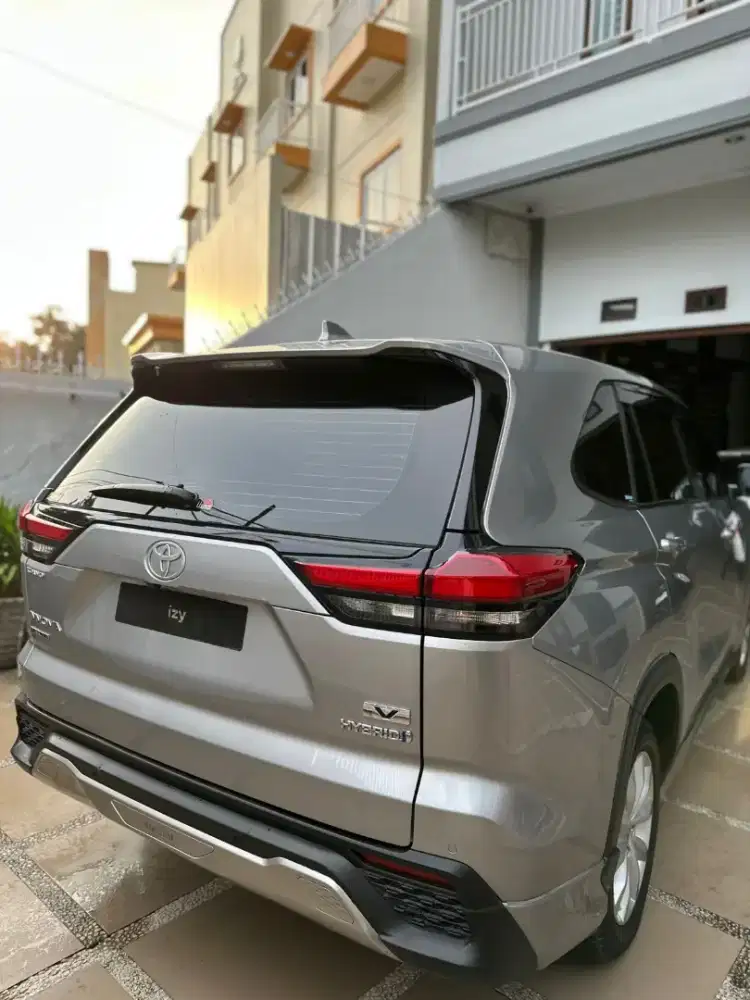 Inova Zenix V HV CVT Modelista Hybrit 2022