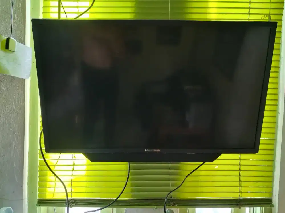 Led polytron 32 inch analog