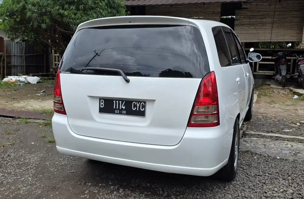 Toyota Kijang Innova 2006 Bensin