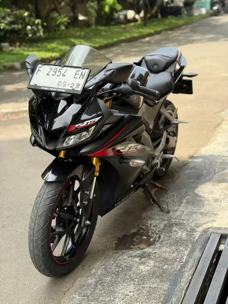 Yamaha R15 Thn 2019 KM 10rb F Kota Hitam Mulus