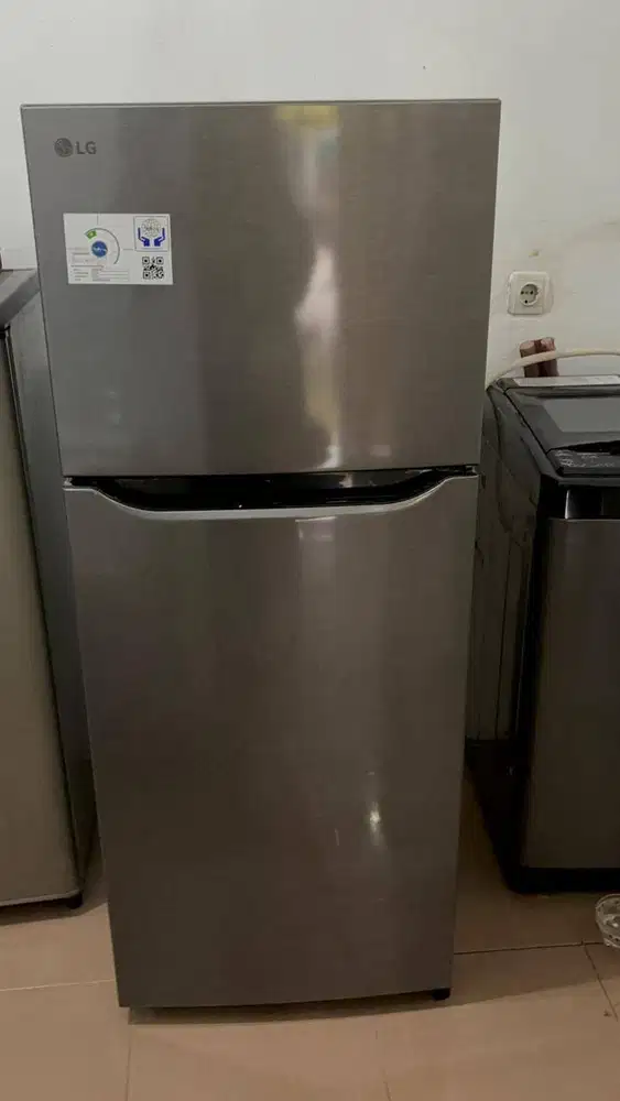 Kulkas LG 2 pintu 202L/187L