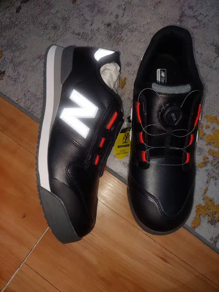 Sepatu Safety New Balance