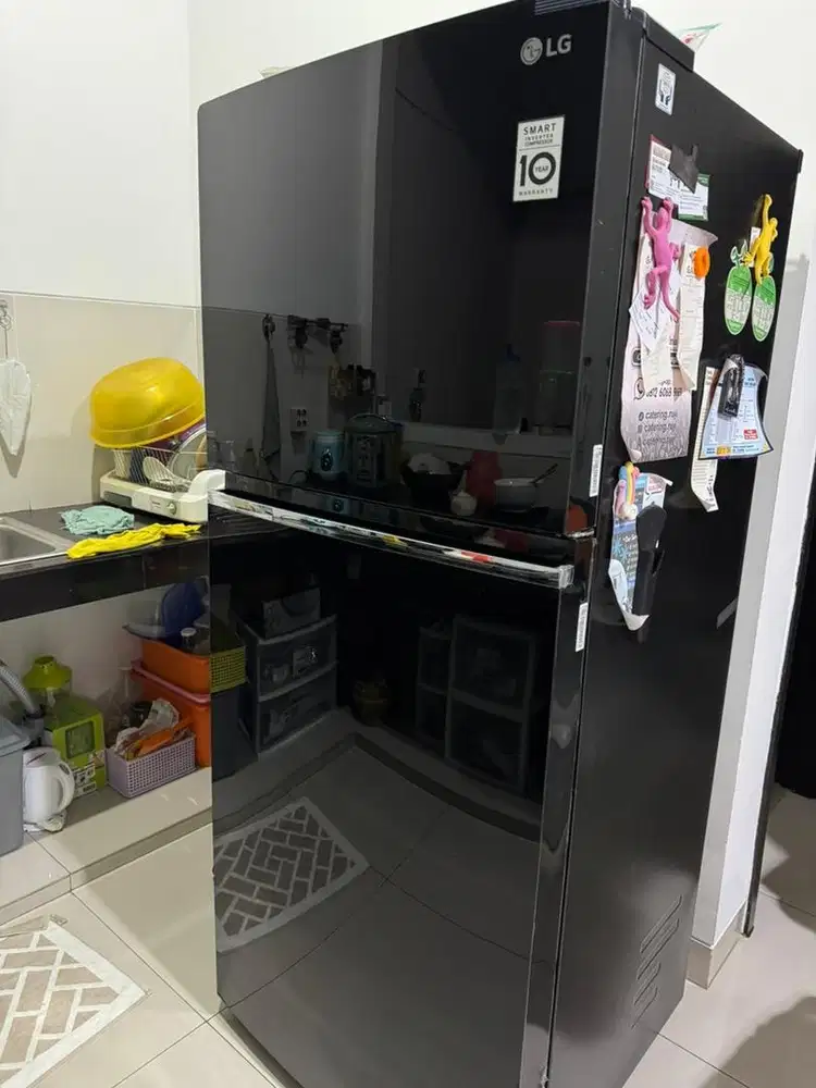 DIJUAL CEPAT – KULKAS 2 PINTU LG INVERTER BESAR