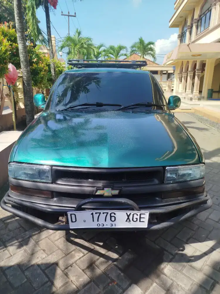 Chevrolet blazer thn2000