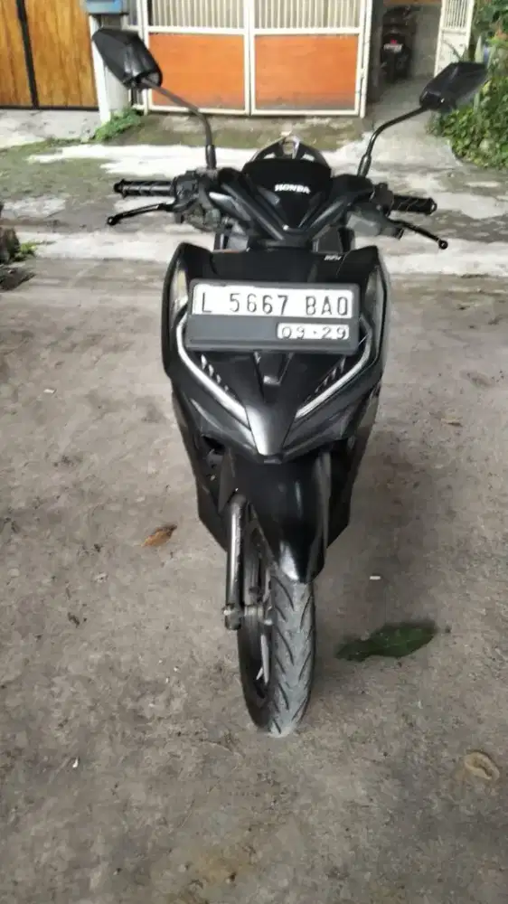Dijual motor Honda Vario 150 Keyless 2019