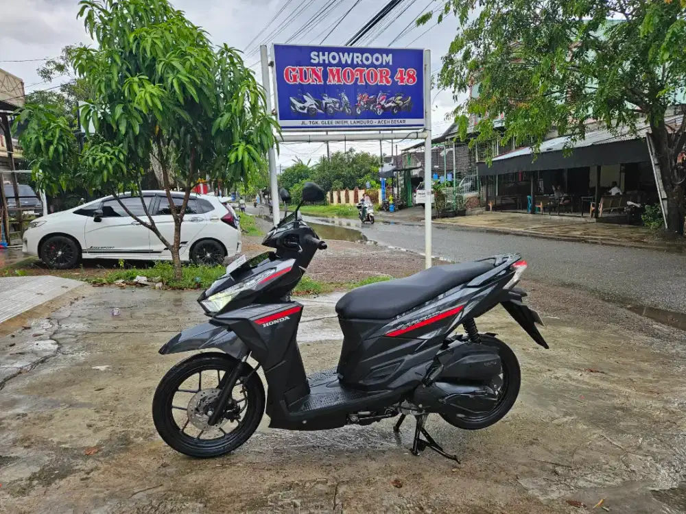 D jual honda vario 125 tahun 2017