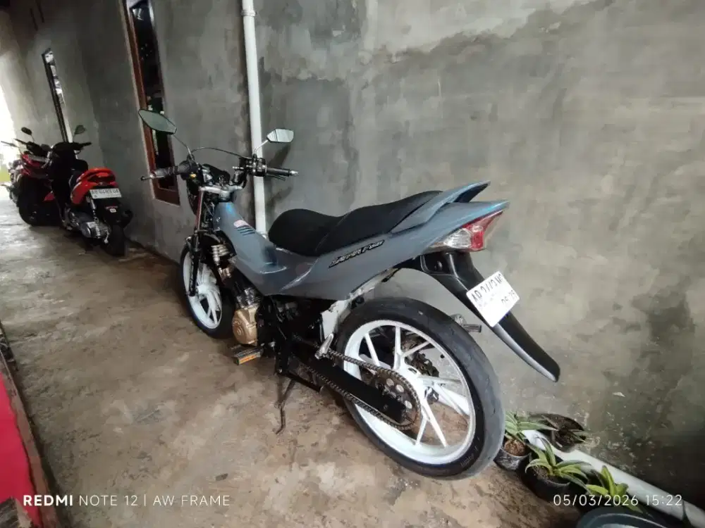Motor satria fu