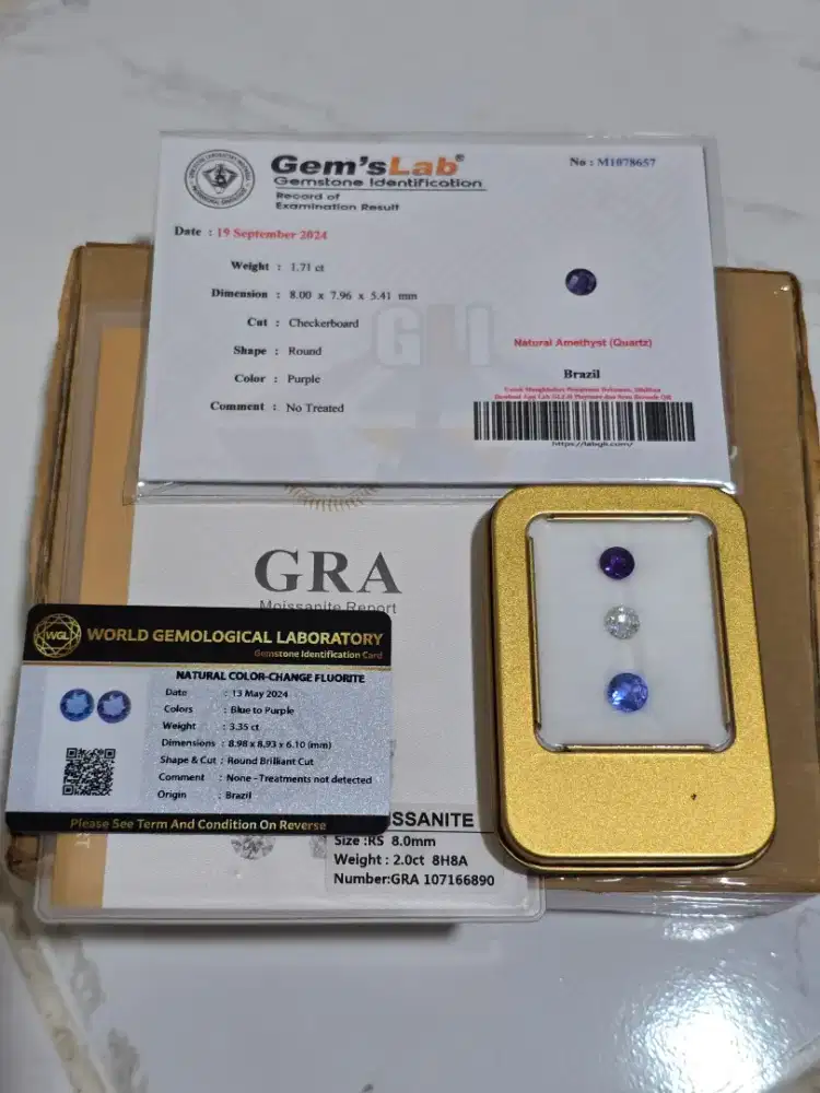 Batu Permata Natural