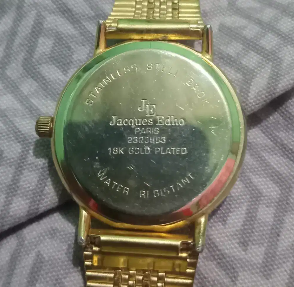 Jam tangan merek jacques edho