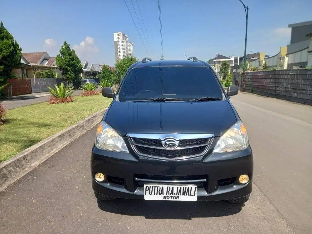 Daihatsu Xenia 1.3 Xi MT 2010