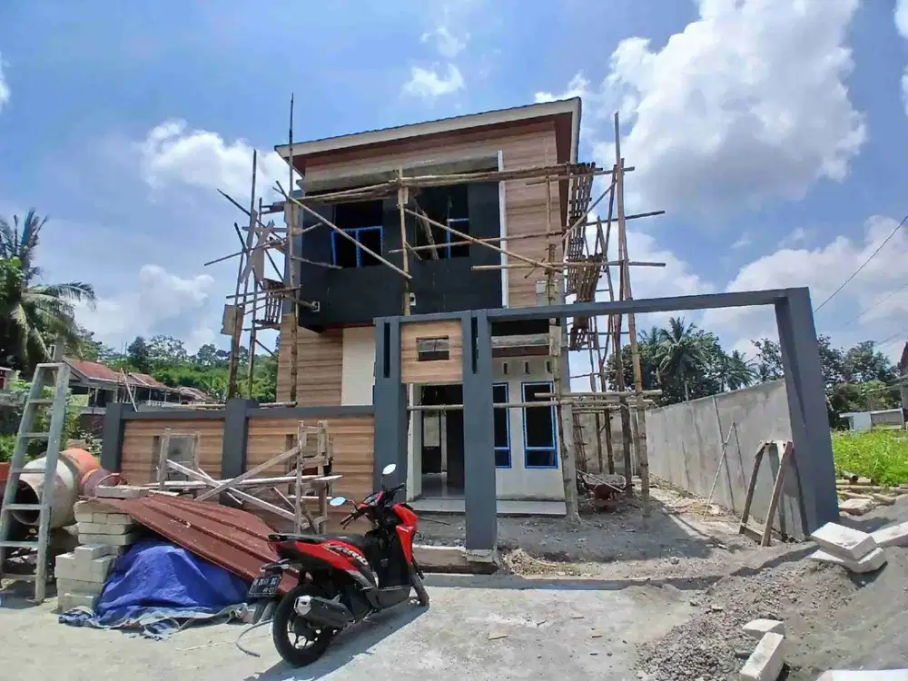 Rumah 2 Lantai Dekat Polines Maritim