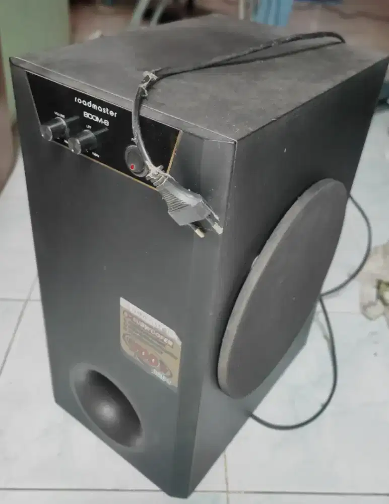 SUBWOOFER AKTIF ROADMASTER BOOM 8 INCH