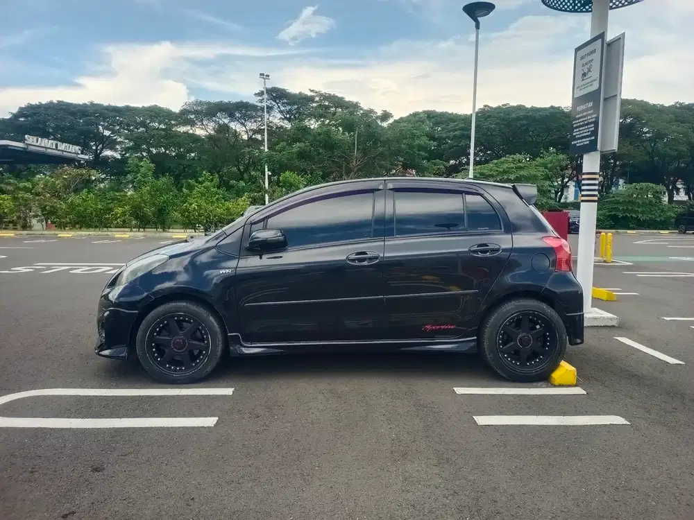 Toyota Yaris 2013 Bensin