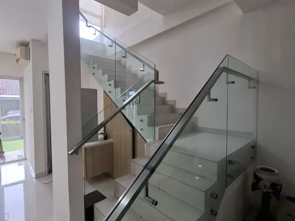 Jual Rumah Sutera Flamboyan Alam Sutera Tangerang Selatan