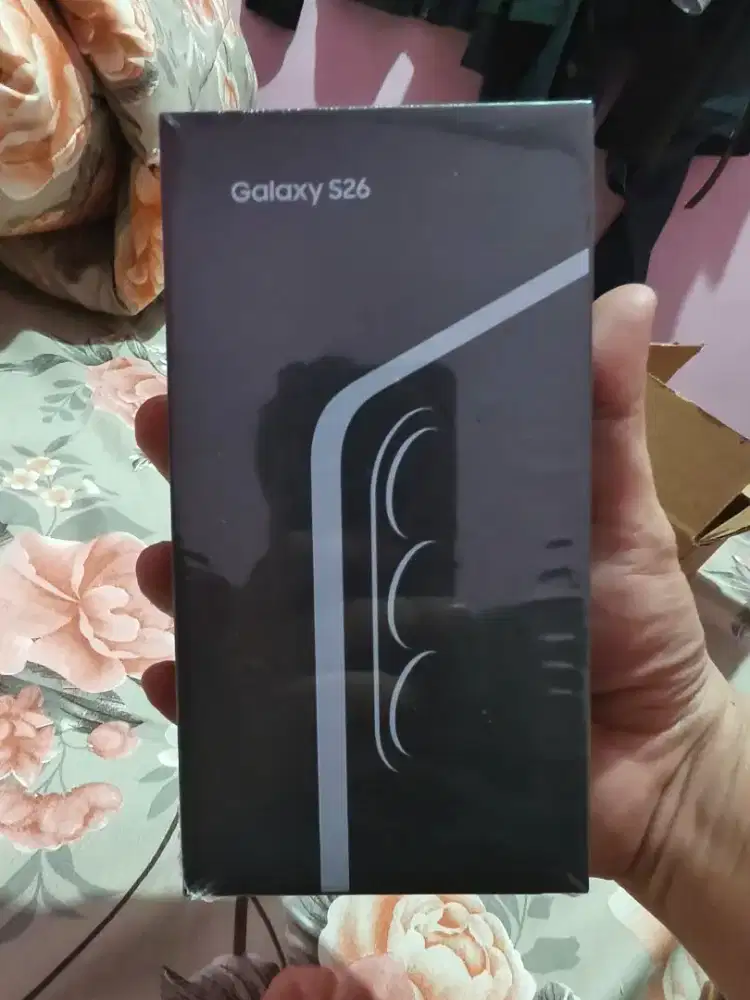 Samsung Galaxy S26 12/512 Hitam BNIB Garansi Resmi