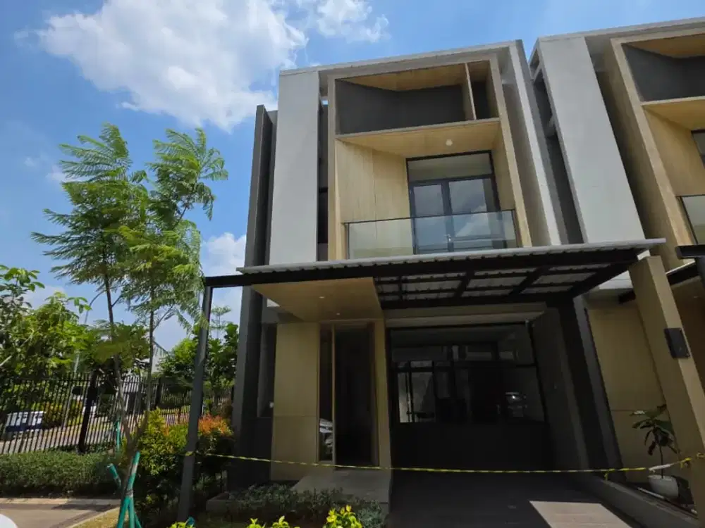 SEWA CEPAT! Rumah HOEK BSD Tanakayu 3 Kamar Semi Furnish Hampir Full – Smart Home + CCTV!