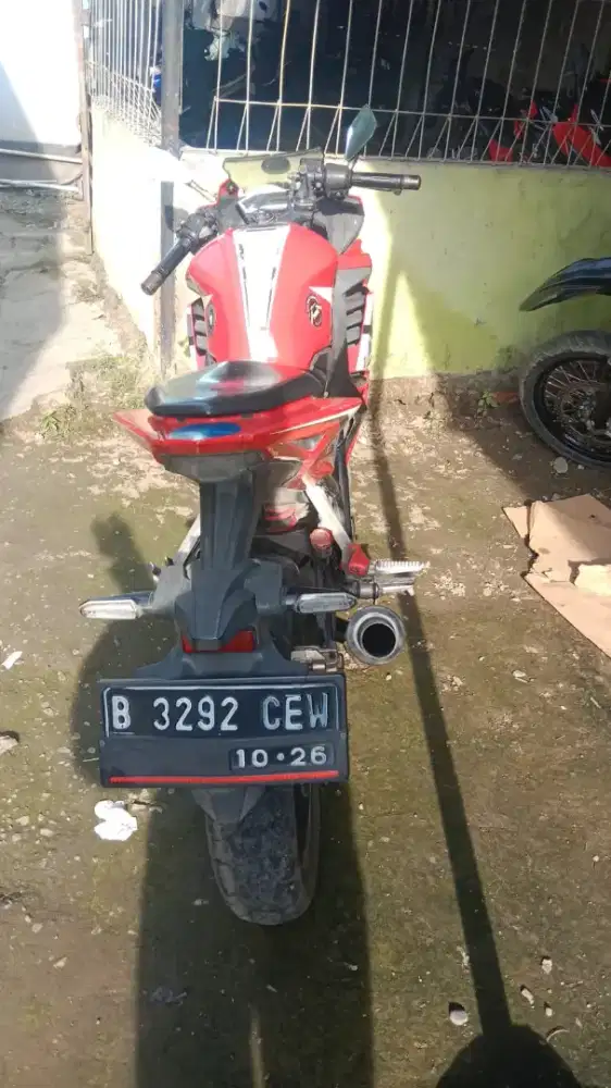 Motor CBR tahun 2016