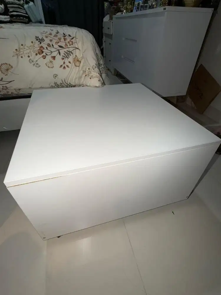 Meja tamu ikea 60x60