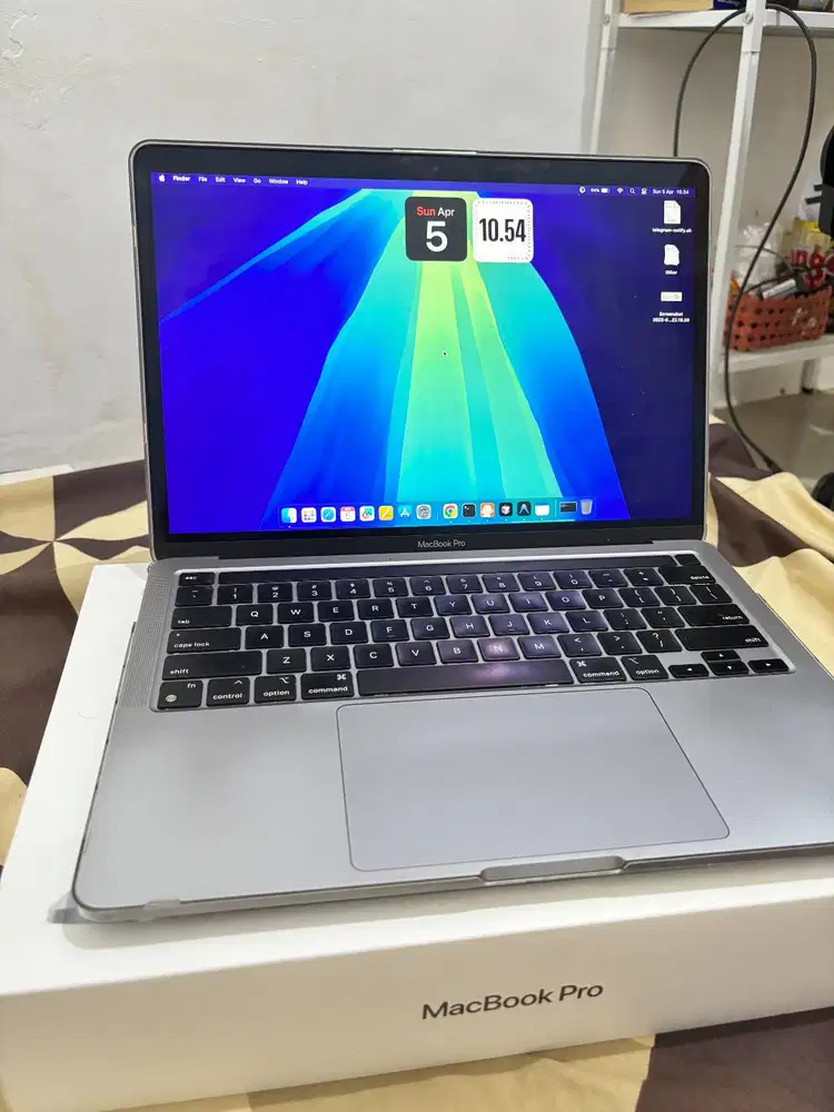 MacBook Pro 13” M2 8GB 256 SSD