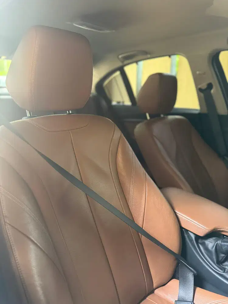 BMW 320i 2012 Bensin