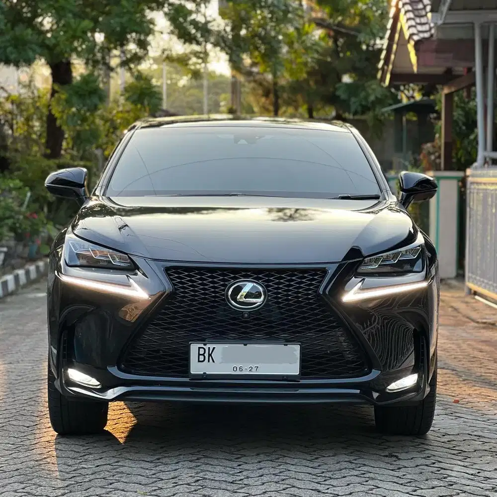 Lexus NX200-T FSport Black Edition 2015/2016