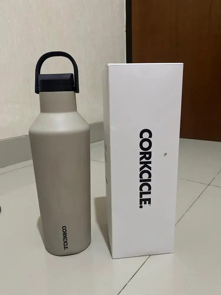 Corkcicle sport canteen