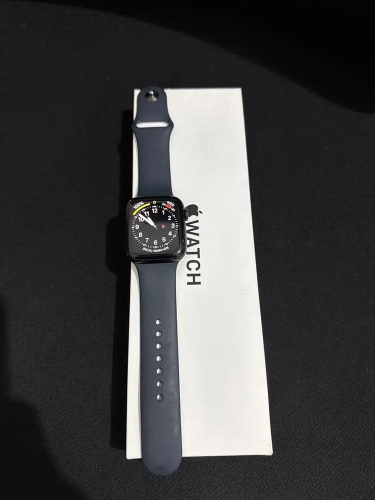 Apple watch SE 44
