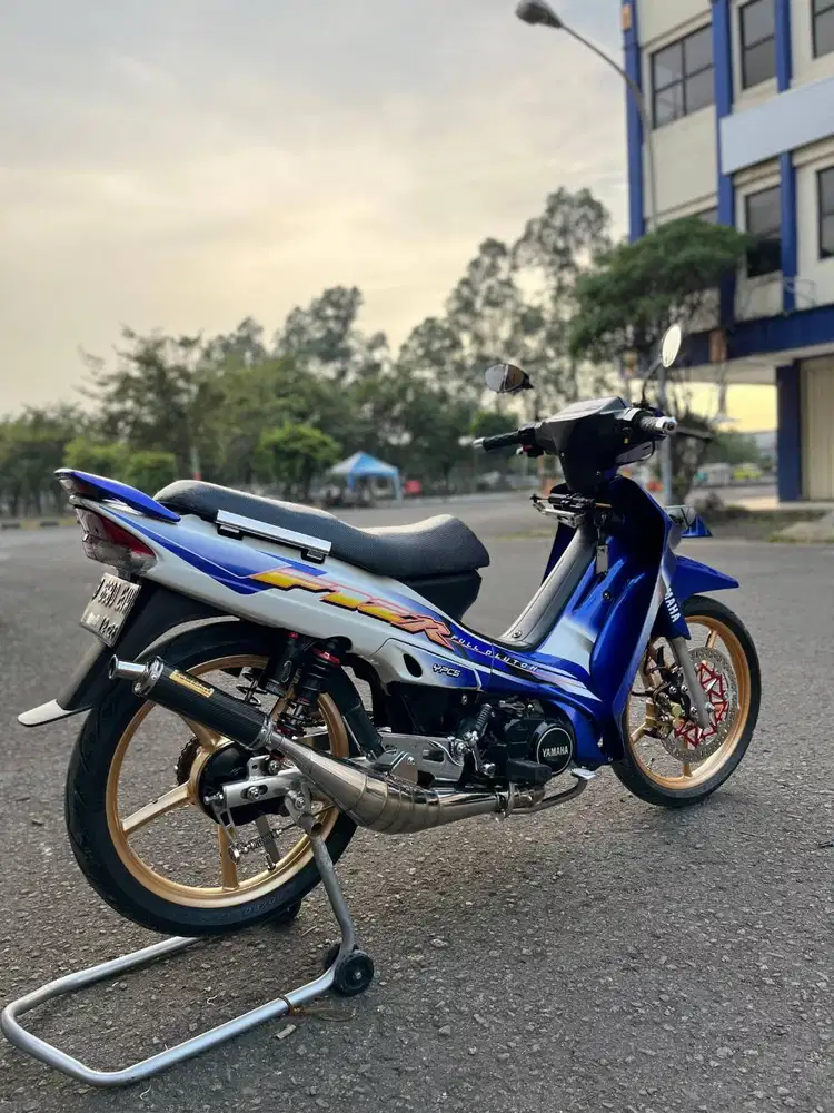 Fizr 2003 full clutch