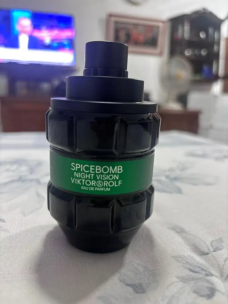 Viktor & Rolf Spicebomb Night Vision EDP ORIGINAL Preloved sisa 80%