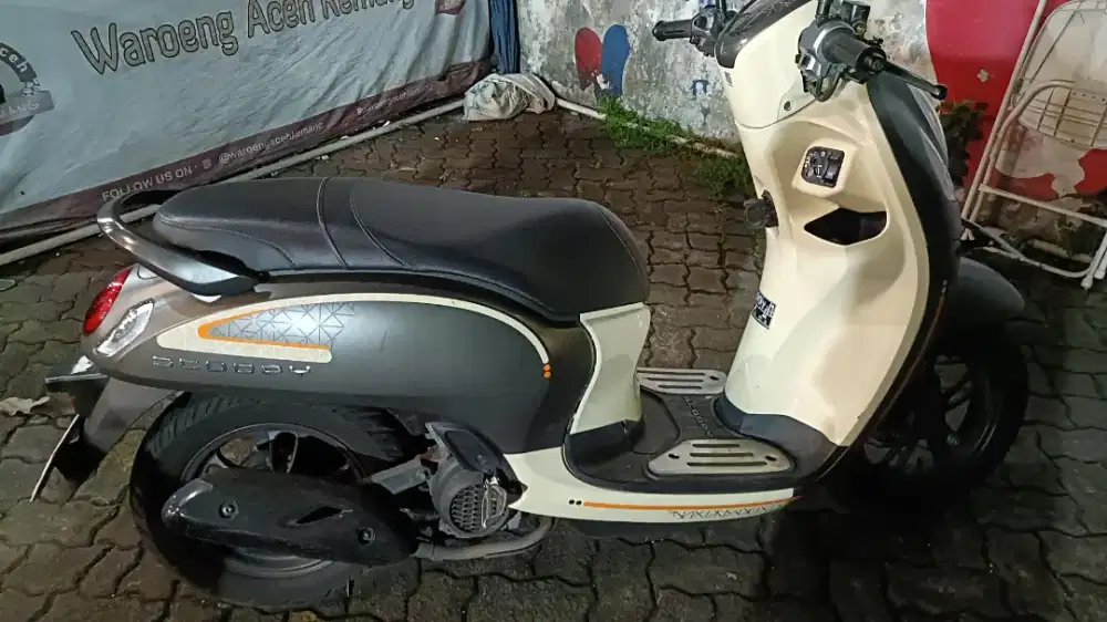 Jual motor honda scoopy thn 2024