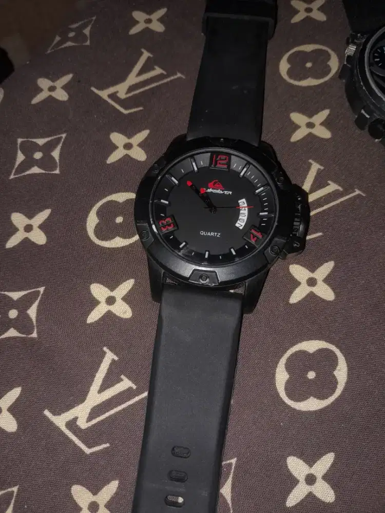 Jam Tangan Quick Silver