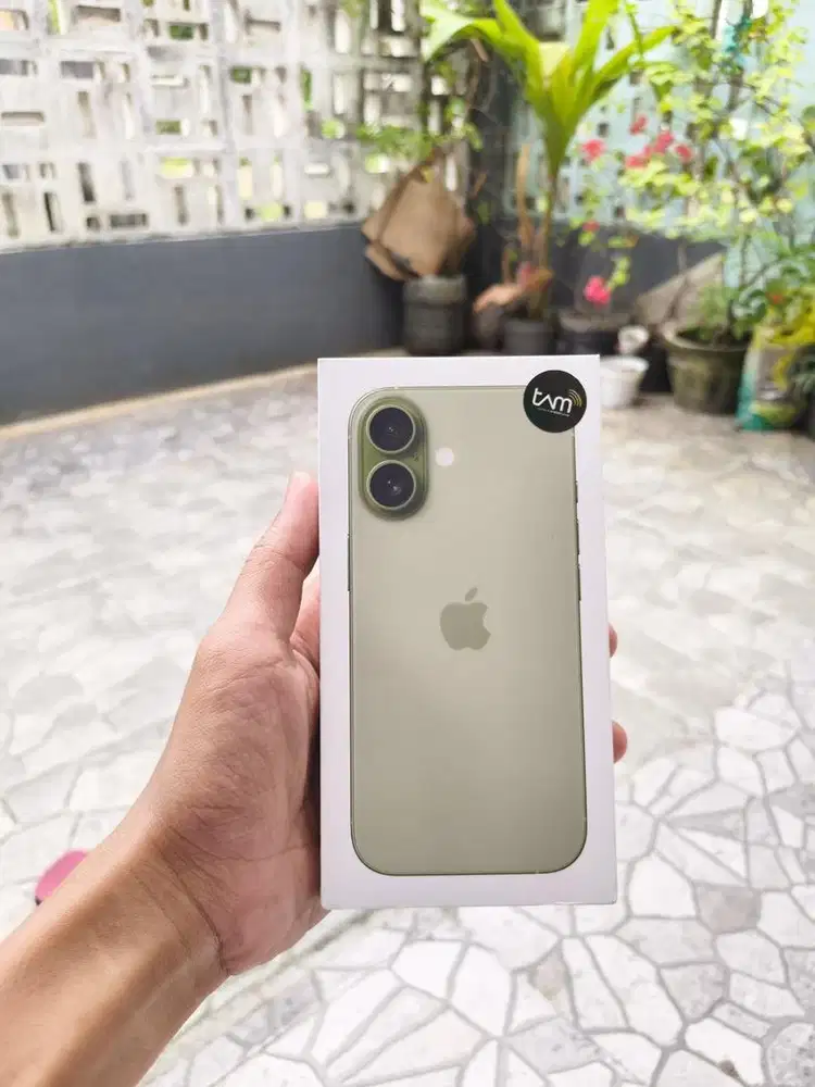 Iphone 17 basic 256 gb warna sage