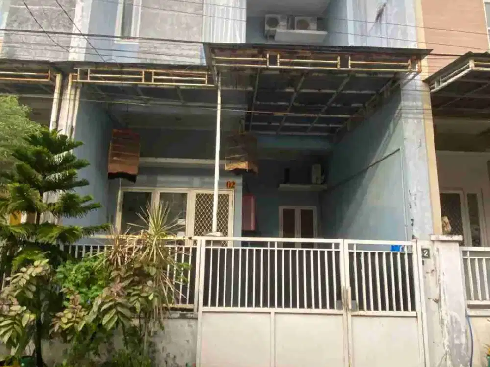 DI JUAL RUMAH
JLN  : BRONGGALAN II - C NO 2
KEL. : PACARKEMBANG
KEC. : TAMBAKSARI
KAB  : SURABAYA